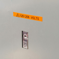 CINTA DE VINILO BRADY M21-750-595-OR FONDO ANARANJADO CON LETRAS NEGRAS DE 19.05MM X 6.4M